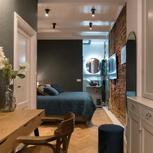 https://bb-felix.amsterdamhotelsnl.com